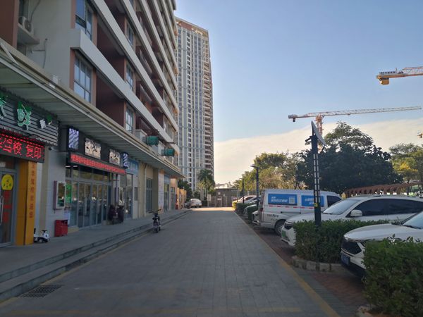 搞个深圳户口要多少钱一个月多少钱